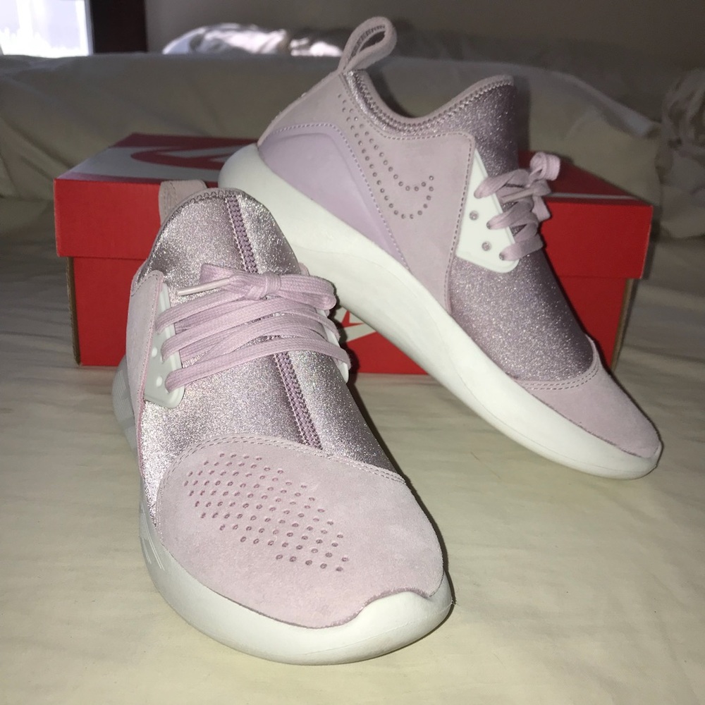 Nike Lunarcharge Premium Sneaker Sz 7